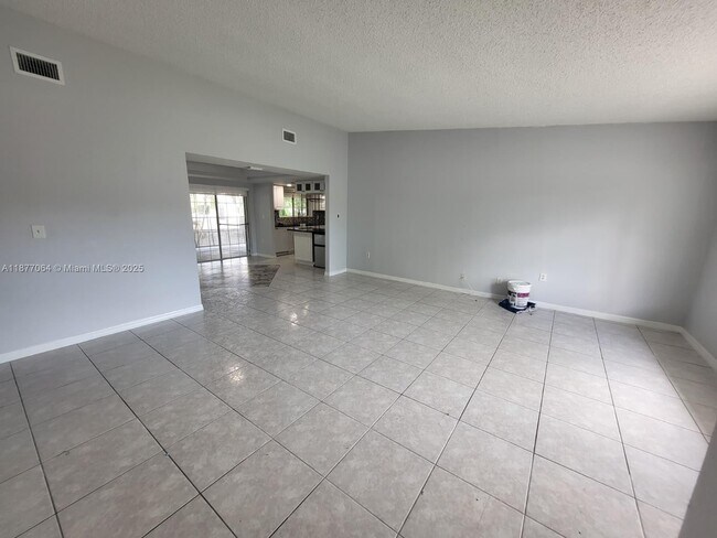Foto del edificio - 9749 SW 213th Ter