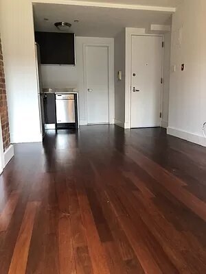 Foto del edificio - 516 E 6th St
