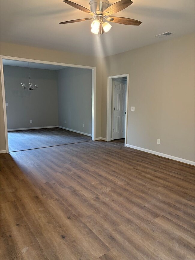 Building Photo - New For Rent in Moody!