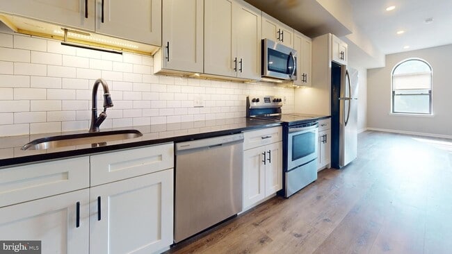 Foto del edificio - 2217 N 33rd St