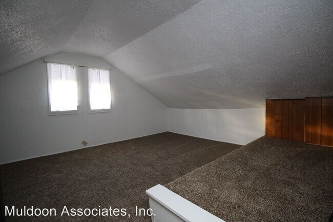 Building Photo - 3 br, 1 bath House - 722 Palmer Ave