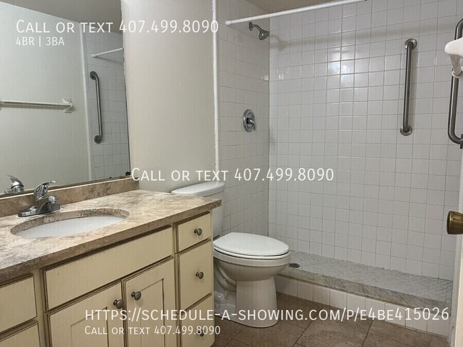 Foto del edificio - 243 W Lake Faith Dr
