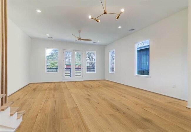 Building Photo - 4109 Castor St