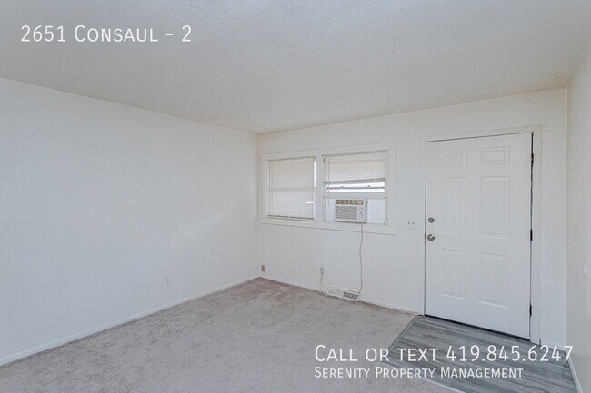 Building Photo - 2651 Consaul-2