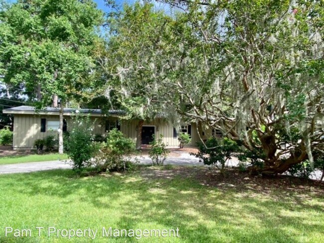 Building Photo - 3 br, 2 bath House - 102 East Point Drive