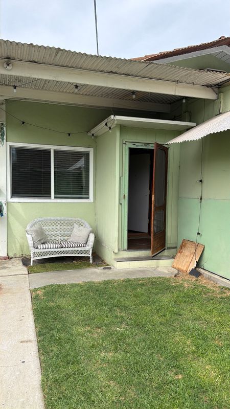 Foto del edificio - 9615 Walnut