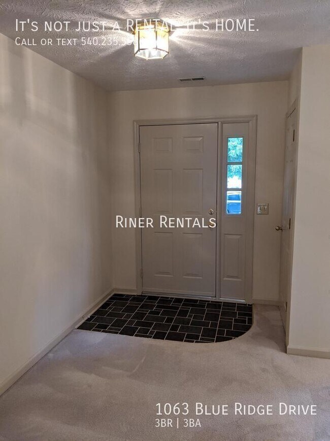 Building Photo - 1063 Blue Ridge Dr