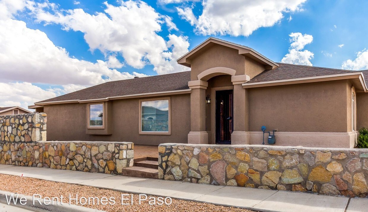 Primary Photo - 4 br, 2 bath House - 11296 Duster