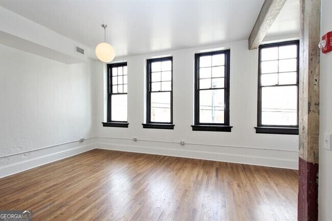 Foto del edificio - 145 Auburn Ave NE