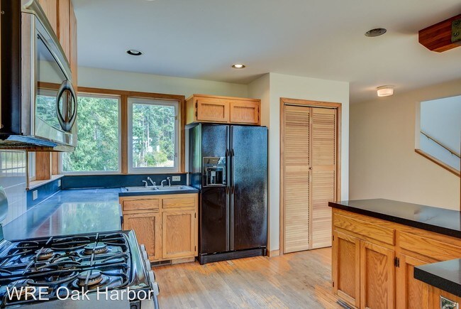 Foto del edificio - 4 br, 3 bath House - 861 Barrett Road