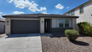 Building Photo - 532 S 199th Dr