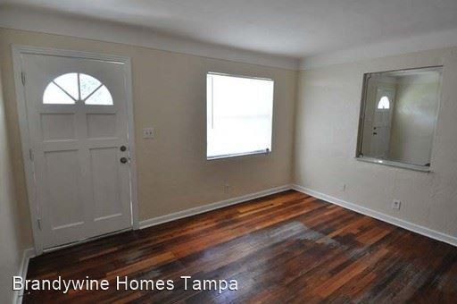 Building Photo - 2 br, 1 bath House - 446 Rotary Pl NE