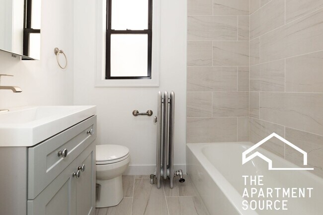 Foto del edificio - 432 W Surf St