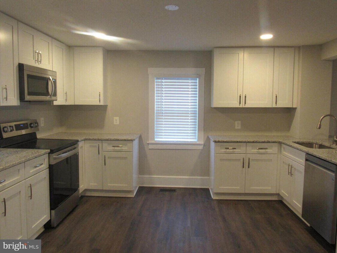 Foto principal - 521 S 11th St