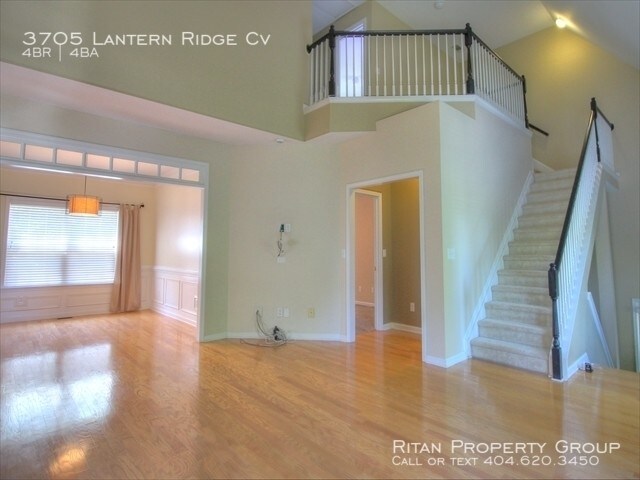 Building Photo - 3705 Lantern Ridge Cv