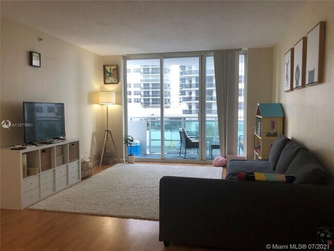 Foto del edificio - 3001 S Ocean Dr