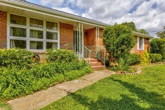 Building Photo - 335 Faulk Rd