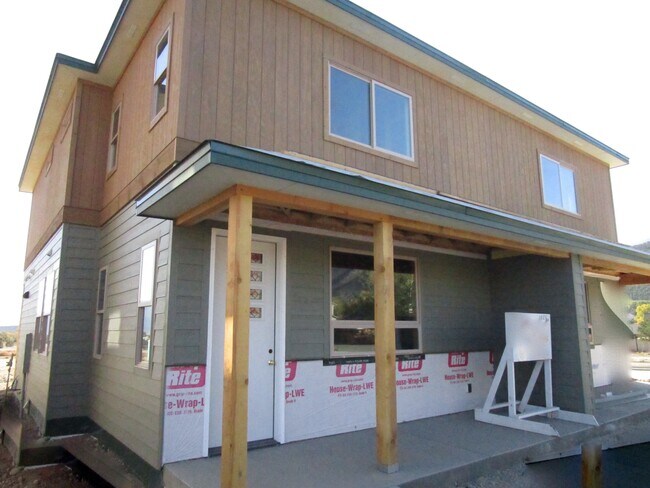 Foto del edificio - 1024 Springs Ln