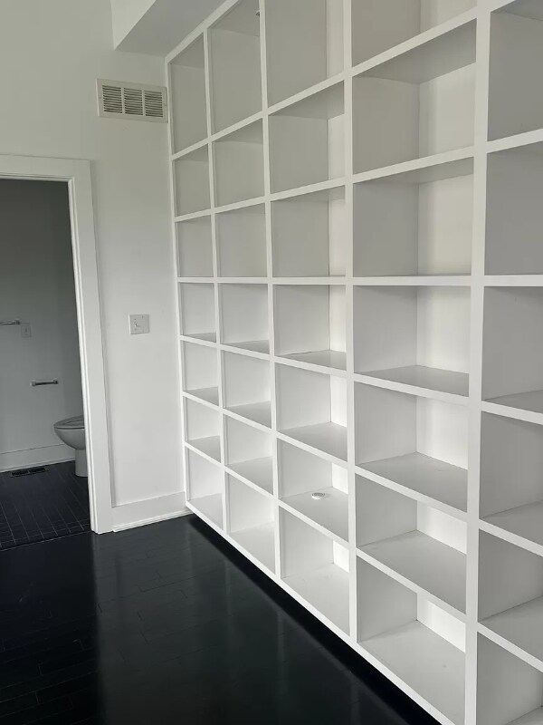 Foto del edificio - 1497 Huntington Ln