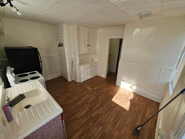 Foto del edificio - 534 N Plum St