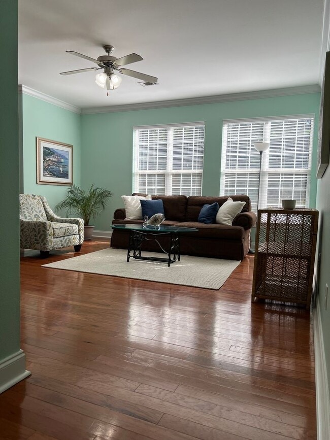 Building Photo - 1703 Highpointe