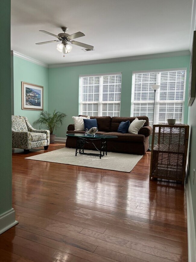 Foto del edificio - 1703 Highpointe