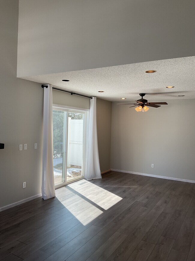 Comedor - 17366 River Birch Pl