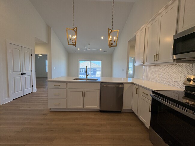 Foto del edificio - 420 Capstone Dr