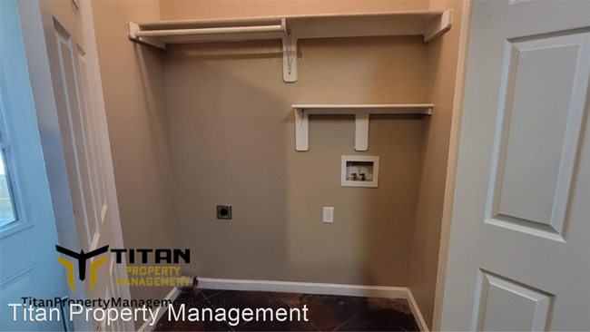Foto del edificio - 2 br, 1.5 bath House - 1913 Sagecrest St.