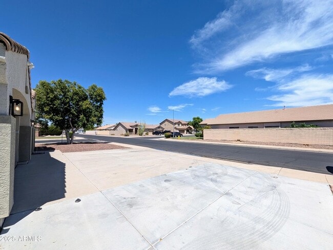 Building Photo - 3990 N 143rd Ln