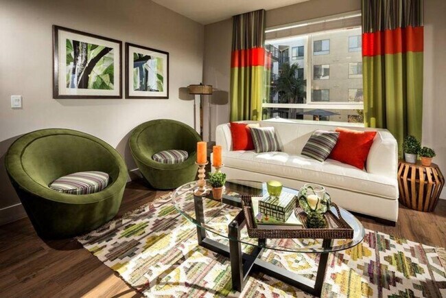 Foto del edificio - 4855 Ariva Way