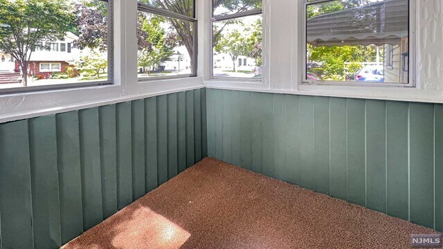 Foto del edificio - 357 E Midland Ave