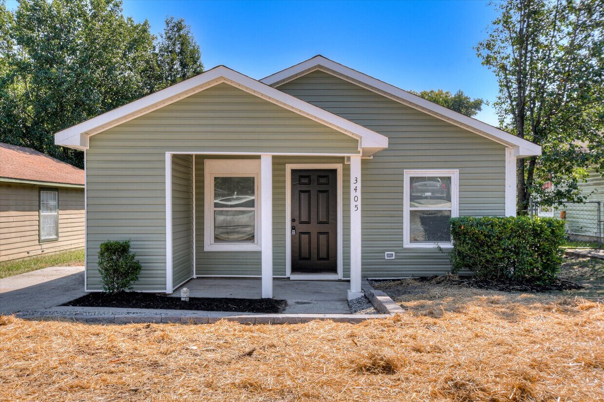 Foto principal - 3405 Princess Ct