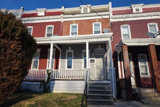 Building Photo - 115 W 23rd St