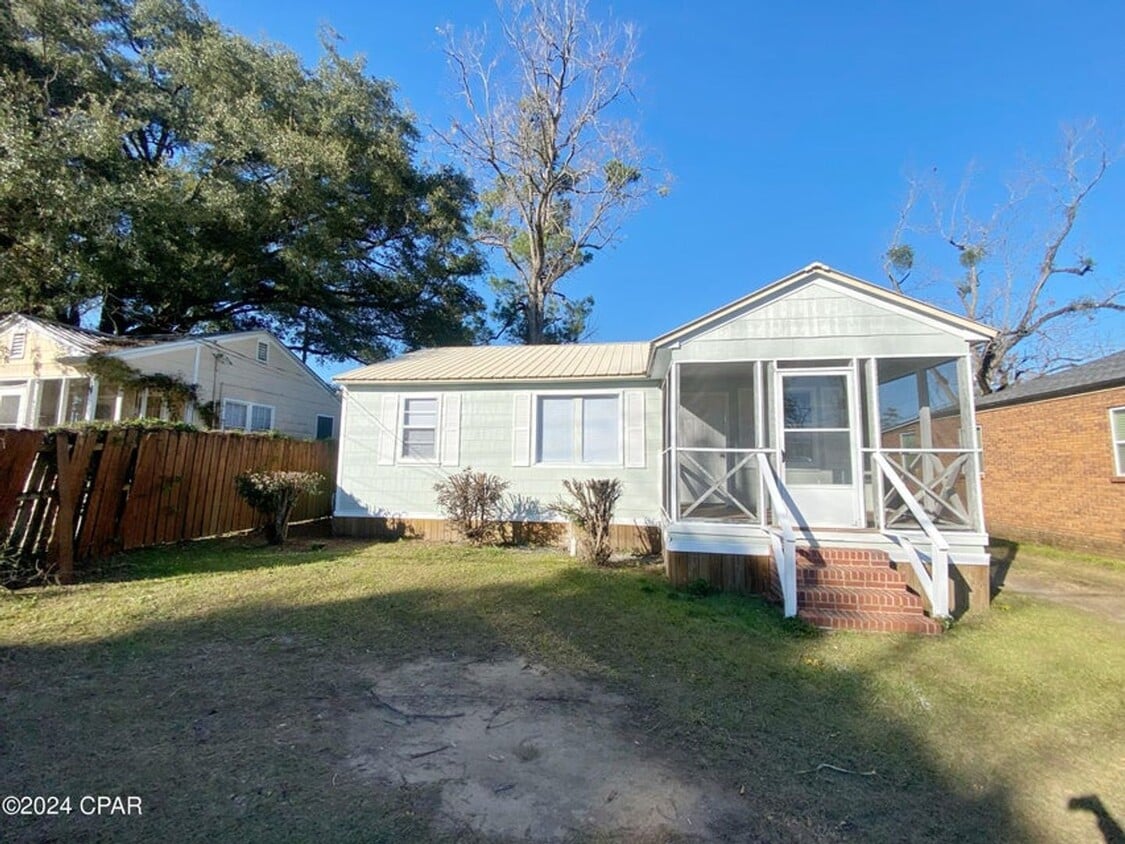 4332 Kelson Ave, Marianna, FL 32446 House Rental in Marianna, FL