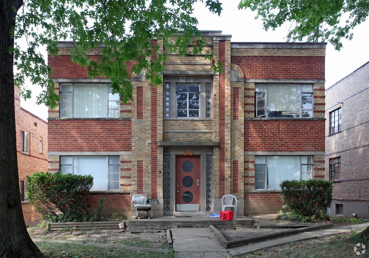 Building Photo - 2350 Losantiville Ave