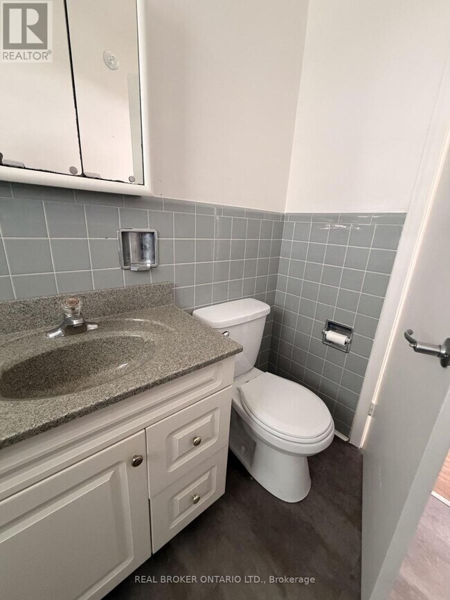 Photo du bâtiment - 1 Vine St