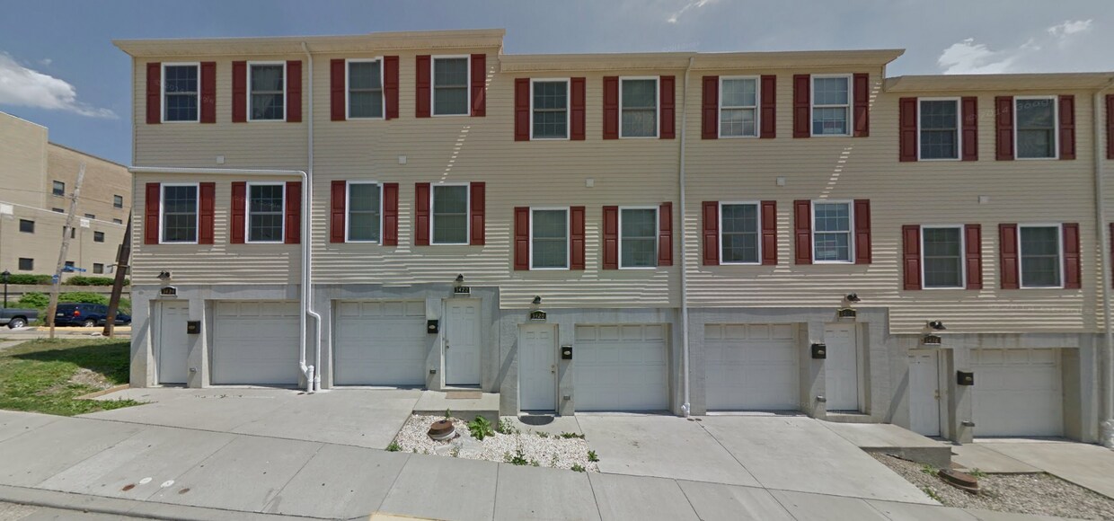 Primary Photo - 3422 Allequippa St
