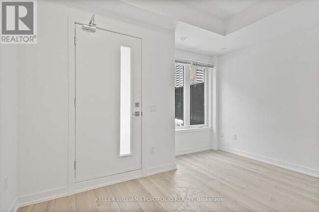 Building Photo - 3069 Pharmacy Ave