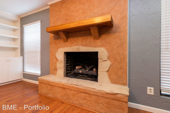 Foto del edificio - 3 br, 2 bath House - 5709 Hampton