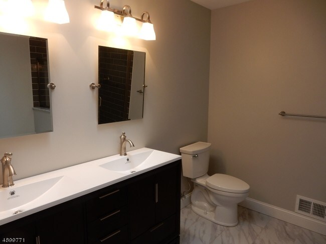 Foto del edificio - 20 Nottingham Ct