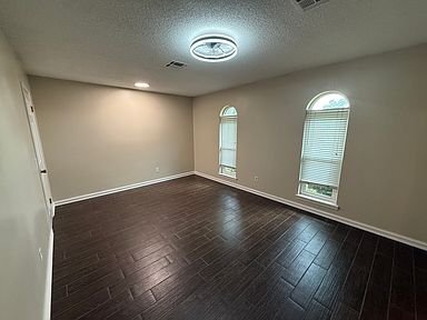 Foto del edificio - 1623 E McElroy Pl