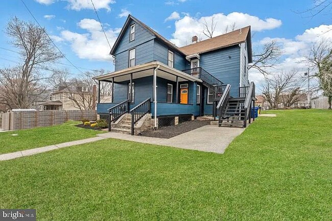 Building Photo - 4610 White Ave