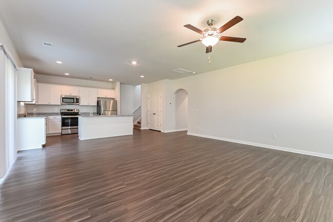 Foto del edificio - 251 Clydesdale Cir