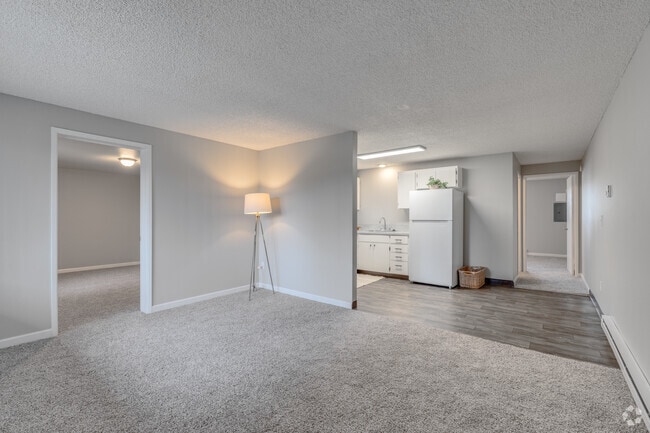 2BR, 1BA - 835SF - Living Room - Eagle Pointe Apartments