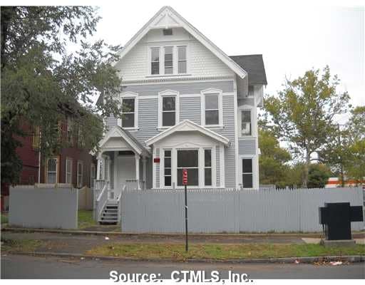 Primary Photo - 569 Elm St