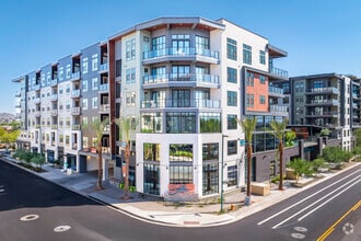 Building Photo - Soltra Kierland