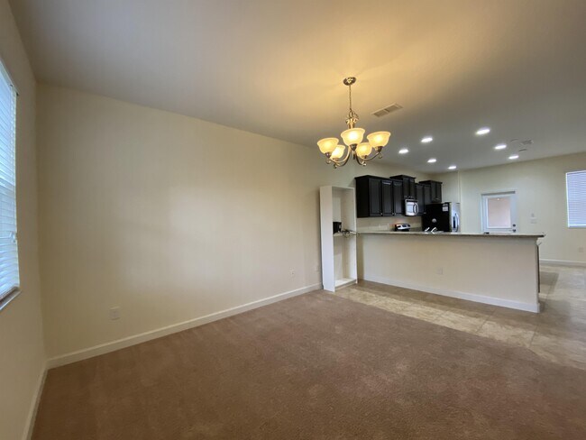 Foto del edificio - 5661 New Independence Pkwy