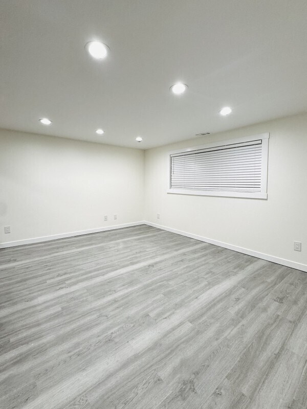 Foto del edificio - 6979 S 3420 W
