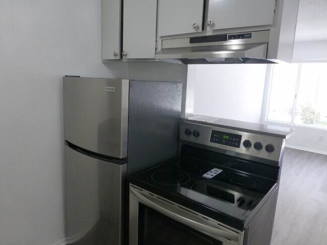 Foto del edificio - 11924 Courtleigh Dr